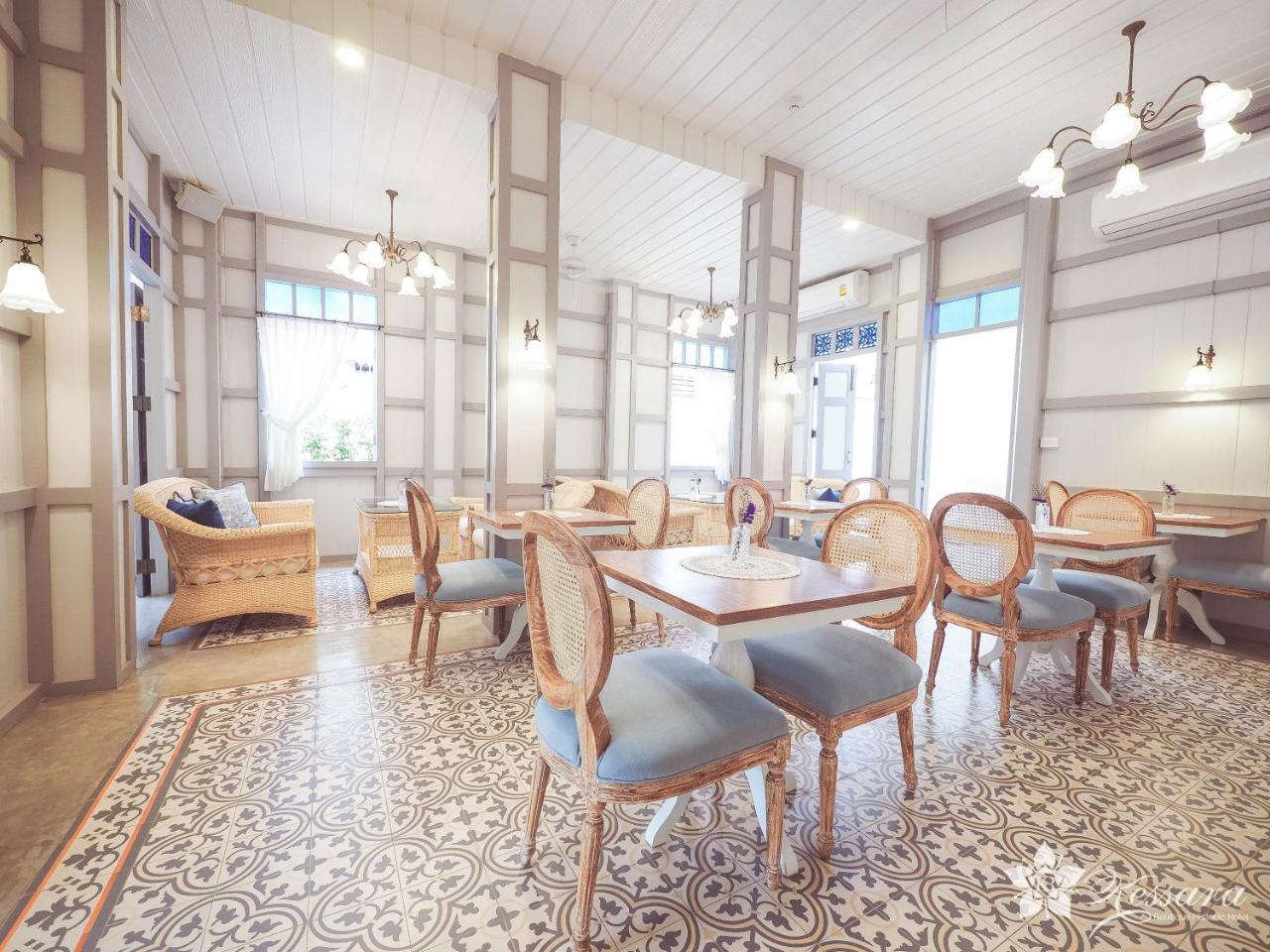 Kessara Hotel Бангкок Екстер'єр фото